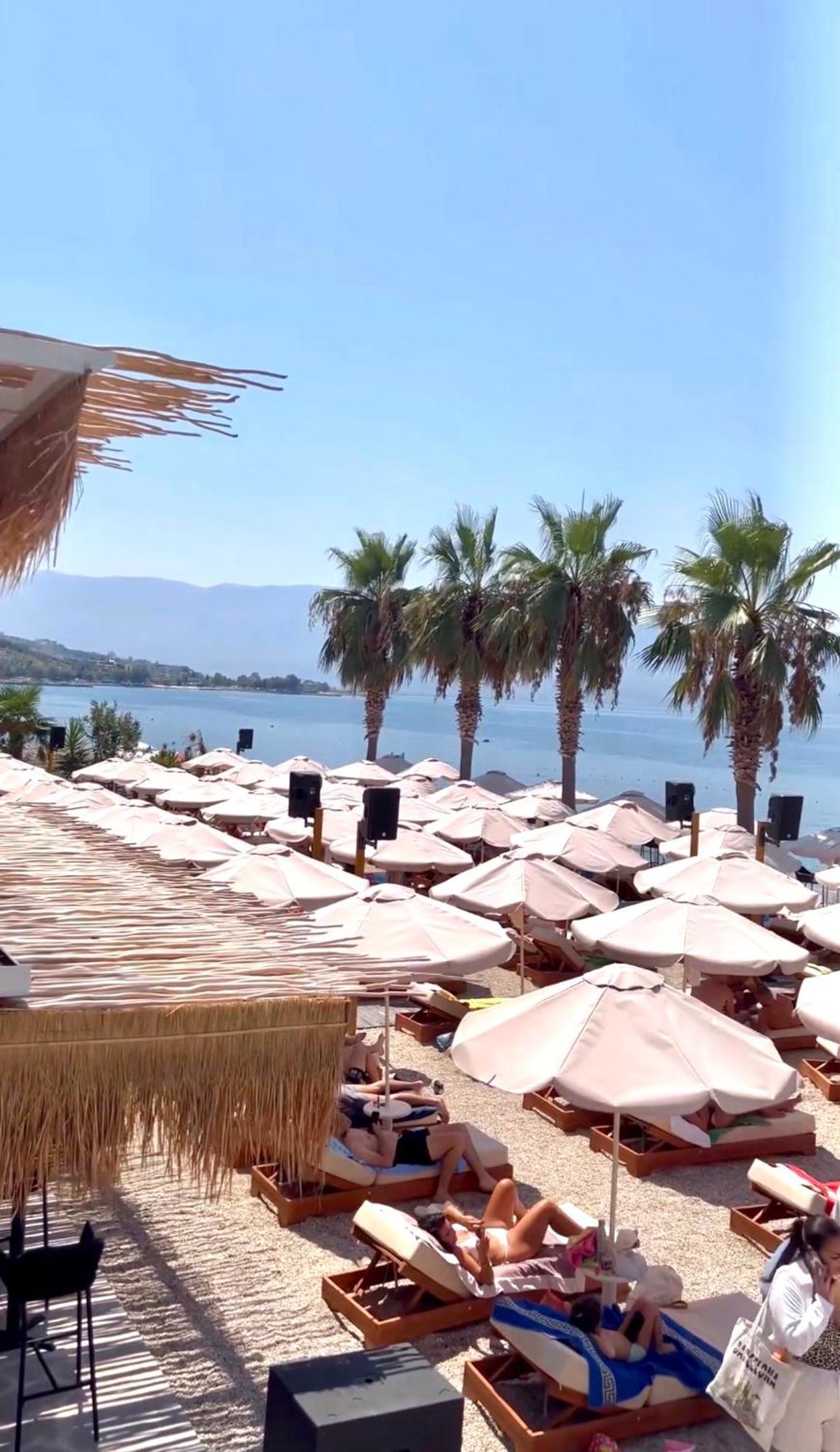 Coral Hotel & Resort Radhimë Exteriör bild