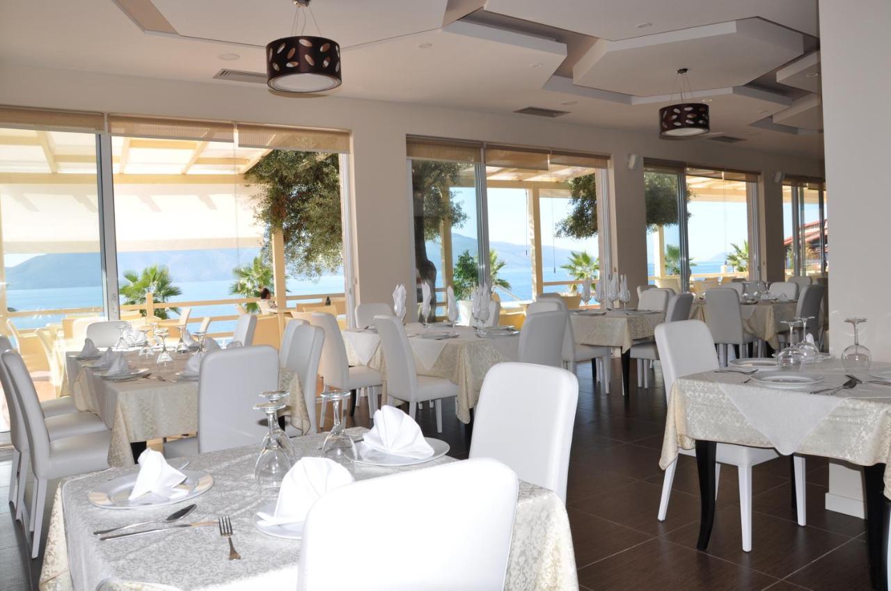 Coral Hotel & Resort Radhimë Exteriör bild
