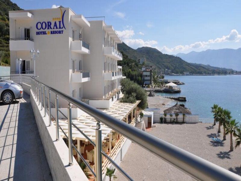 Coral Hotel & Resort Radhimë Exteriör bild